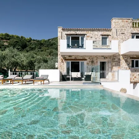 Di Pietra Villa *