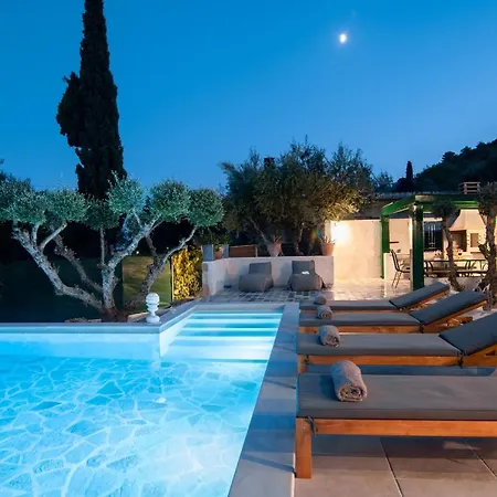 Вилла Di Pietra