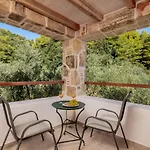 Villa Di Pietra *